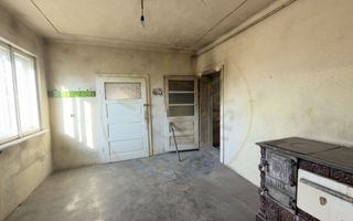 Casă 3 camere, Teren 1036 mp Front 22 m - Str. Florilor 46 - Carei - Poză 9