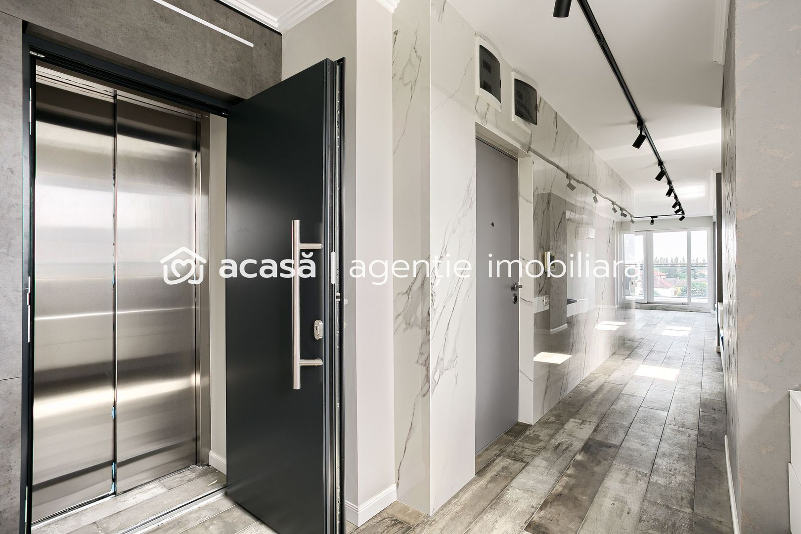 Penthouse bloc nou lângă Malul Muresului în Arad - Poză 6
