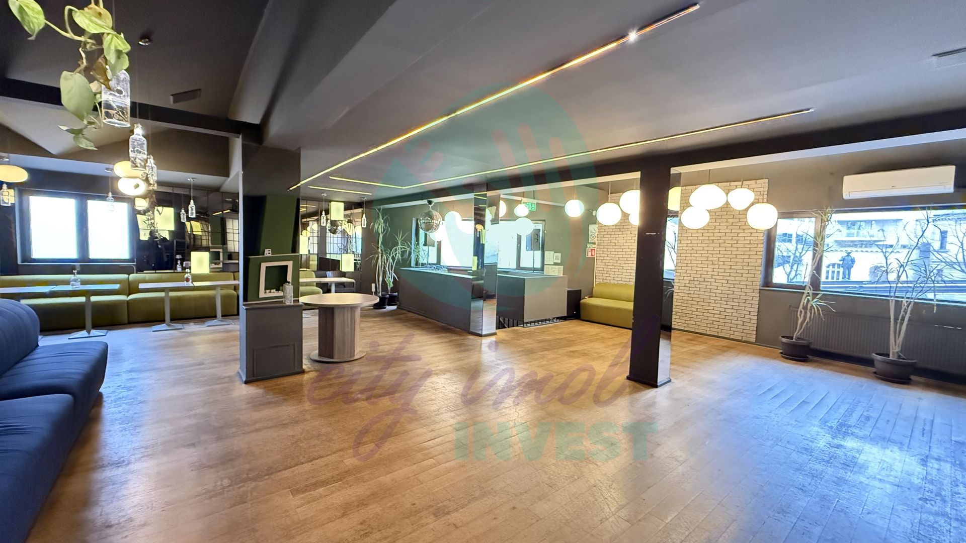 Vilă P+1 ultracentral | Terasă 139 mp | Ideal business - Poză 2