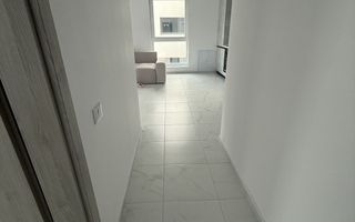 Apartamentu cu 2 camere , etaj 6/7, incalzire in pardoseala . - Poză 4
