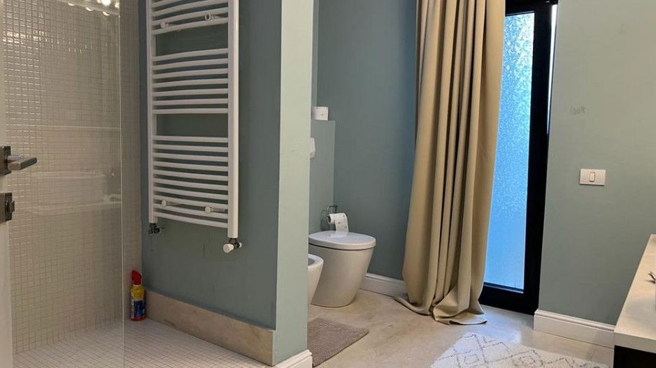 Vila P+1E+T in Faleza Nord / Consilieri - Poză 19