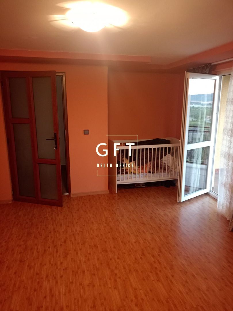 Casa de vanzare in Piatra com. Chiuza cu teren de 30Ari. - Poză 4