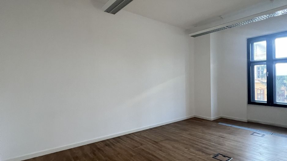 Birouri zona centrală - Poză 12