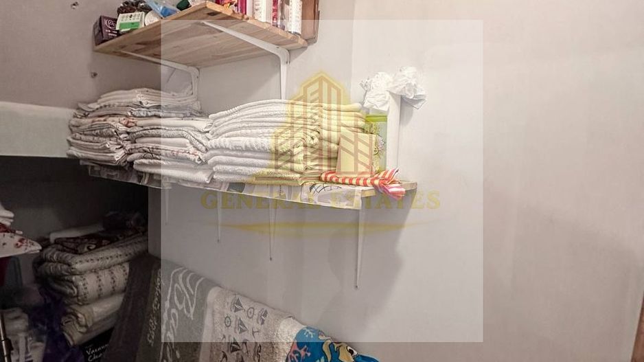 Apartament spre vanzare amplasat la doar 2 minute de Piata Sfatului - Poză 13