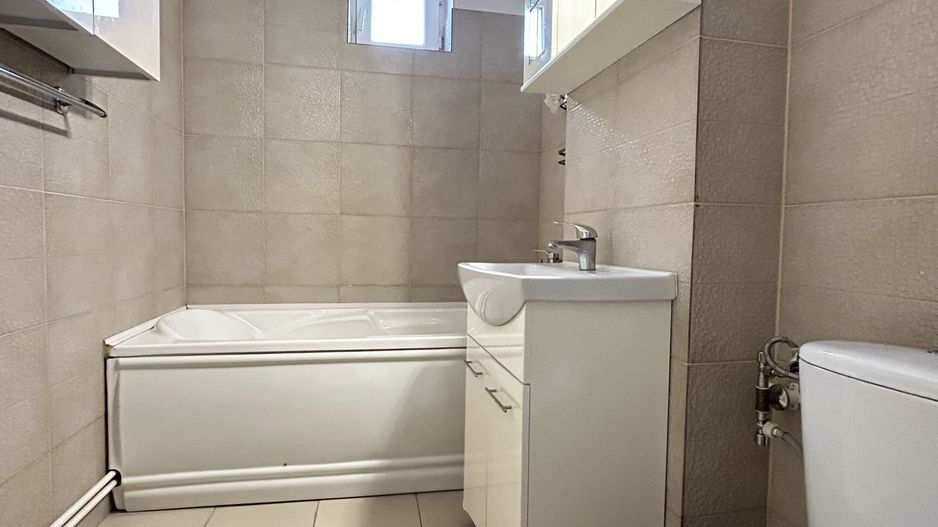 Apartament 4 camere 90 mp loc parcare centrala termica Inel 2 - Poză 14