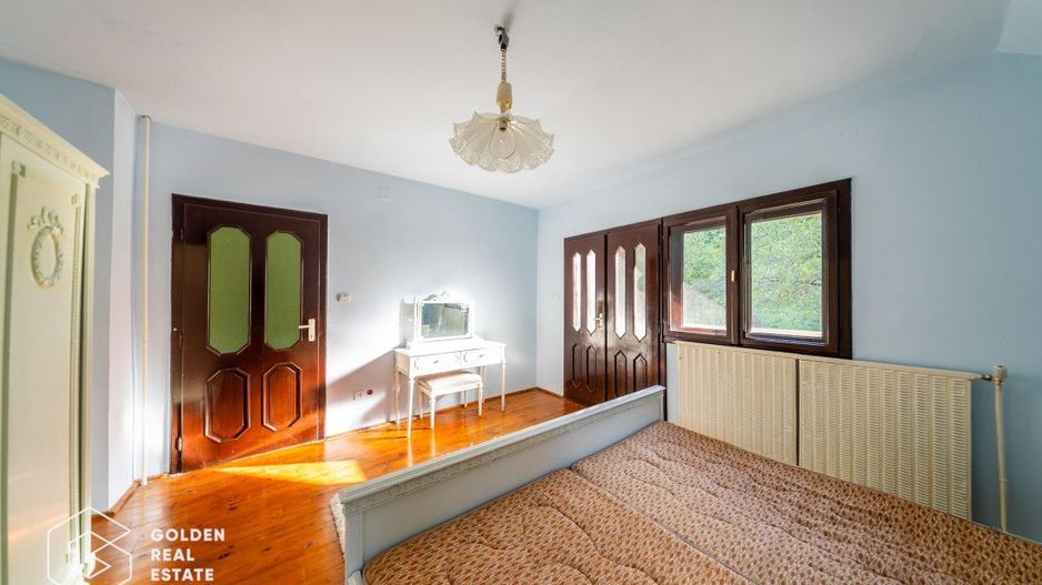 Casa de vacanta, localitatea Cladova, ideal pozitionata - Poză 16