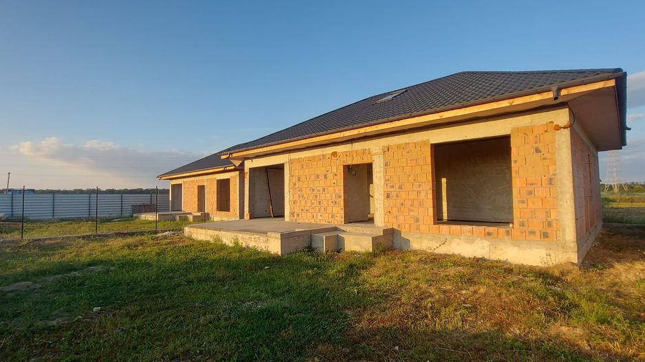 Casă cu 4 camere | Periș | 105 mp utili + terasă generoasă - Poză 2