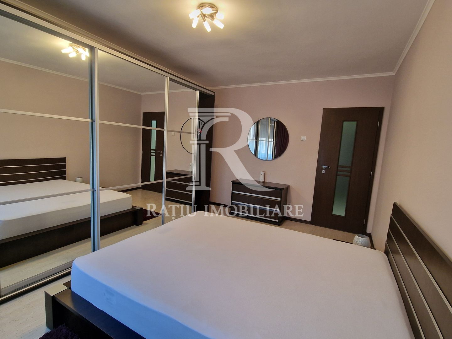 Apartament cu 2 camere | Ultracentral | Oradea - Poză 5