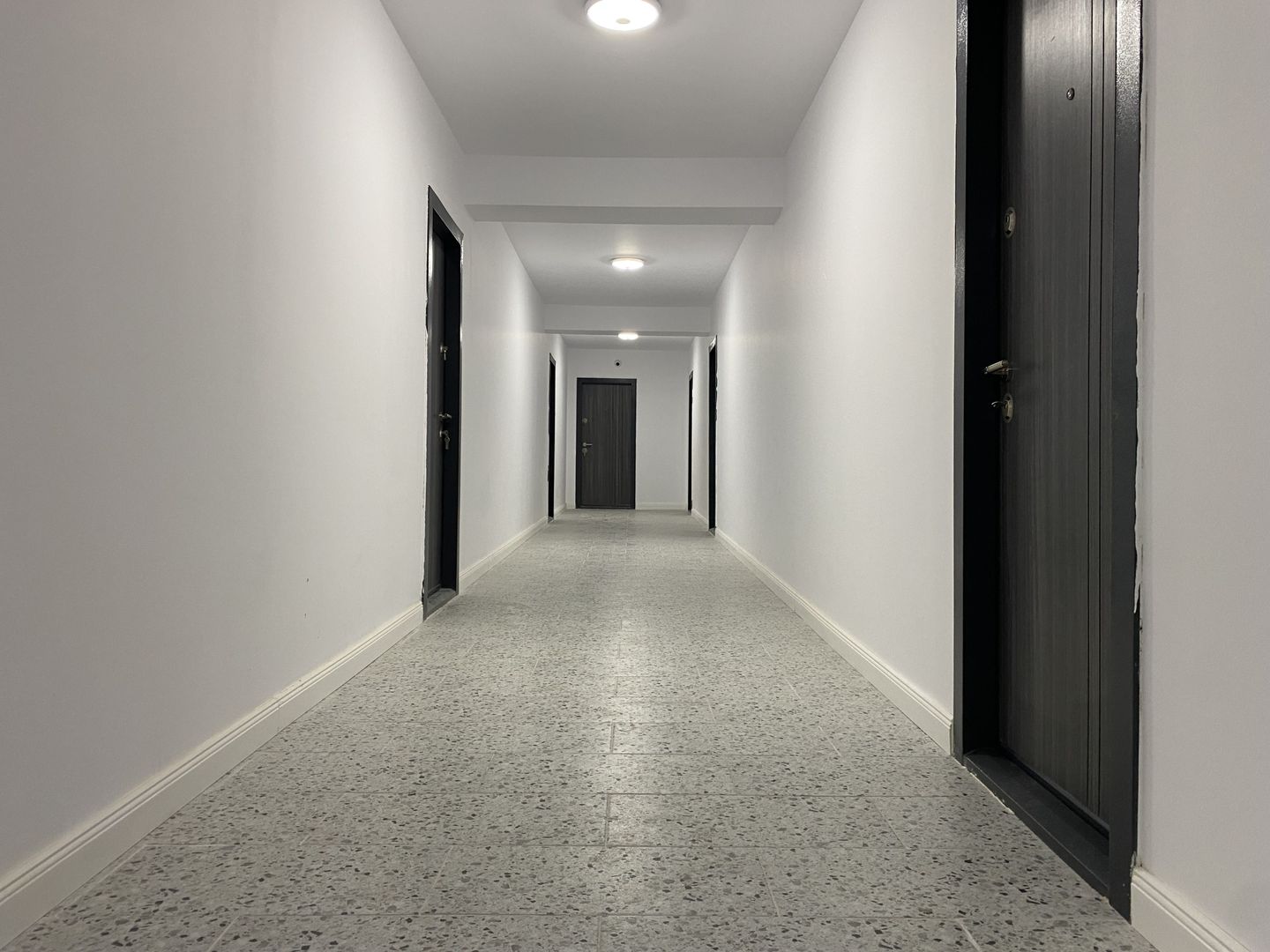 Vanzare apartament cu 3 camere - bloc nou - zona Sideco - Targoviste - Poză 15