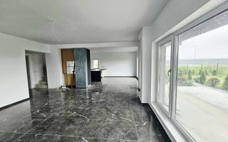 Casa cu garaj si teren mare super pret - Poză 3