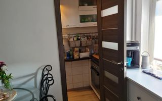 Apartament modern cu 3 camere de vânzare – Zona Bucovina, - Poză 4