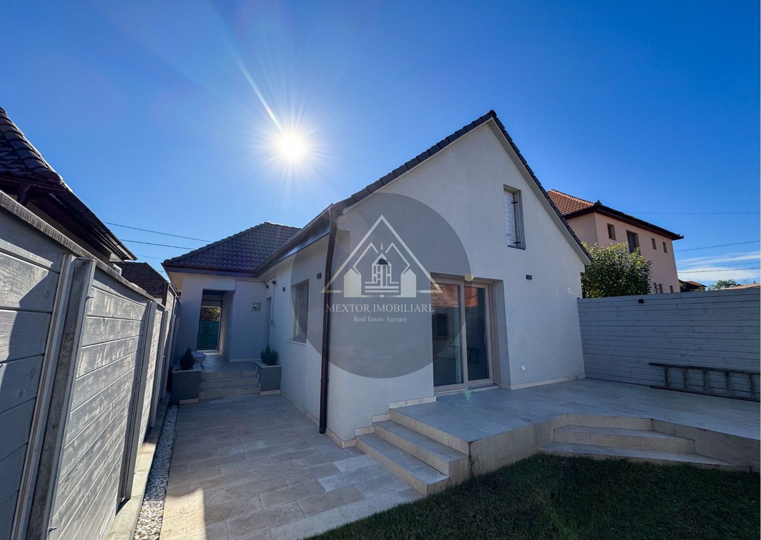 Casă de 3 camere, Medias - Poză 2