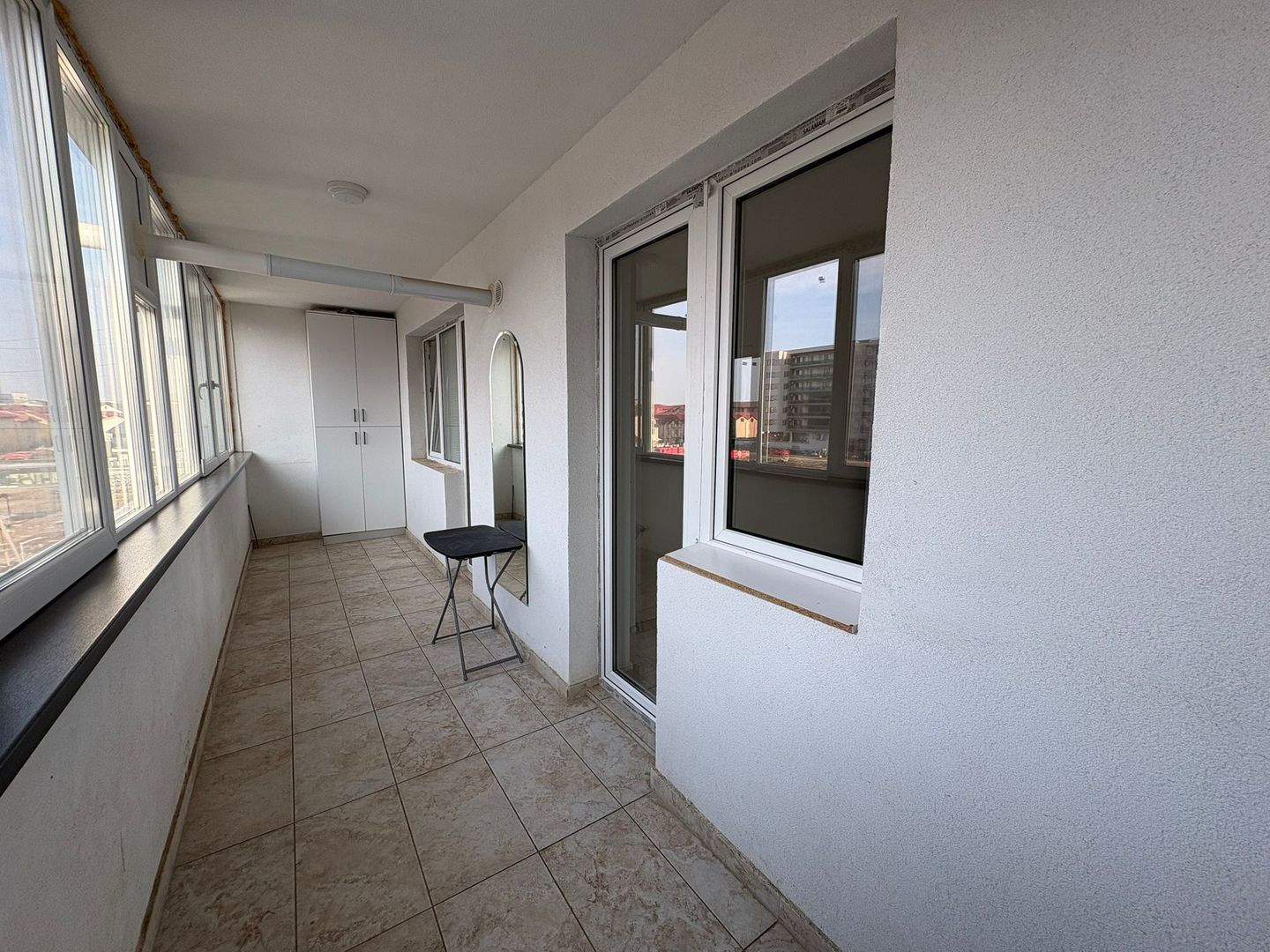 AP. 2 CAMERE BIRUINTEI, PET-FRIENDLY, CENTRALA TERMICA, METROU 15 MIN - Poză 3