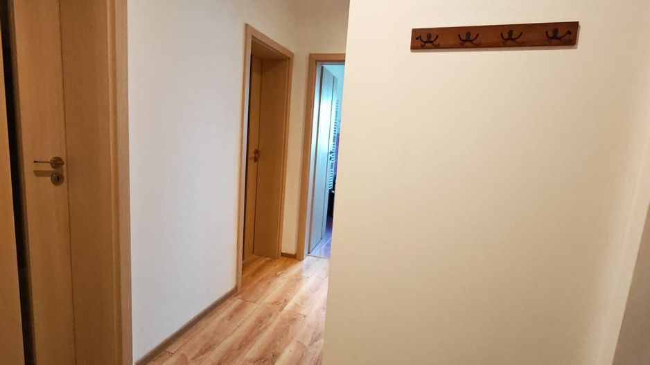 Giroc-Zona planetelor | 2 Camere | Etaj 1 | Mobilat si Utilat - Poză 3