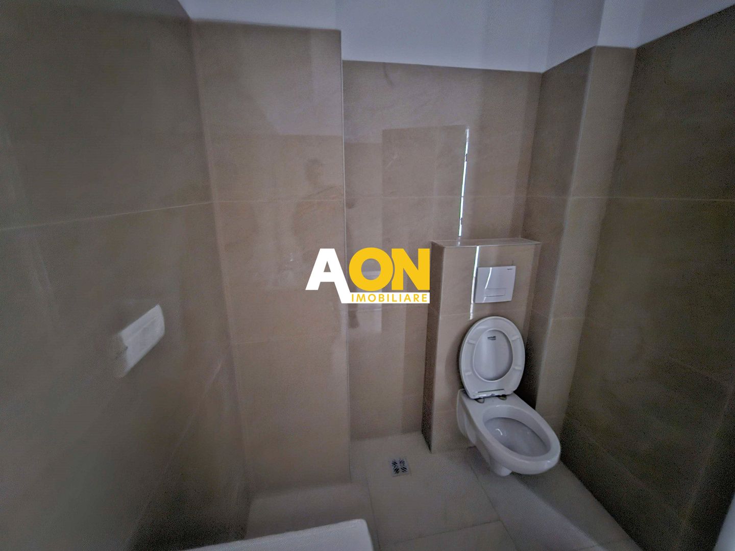 Apartament 3 camere, bloc nou, 63 mp utili + balcon, zona Centru - Poză 8