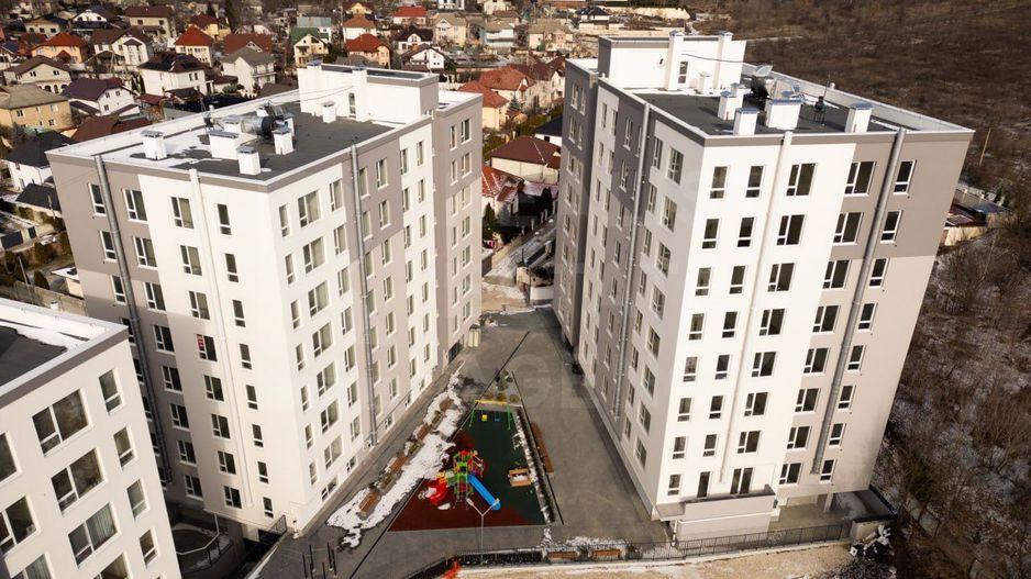 Vânzare, apartament, 2 odăi + living, bd. Cuza Vodă, Botanica - Poză 2