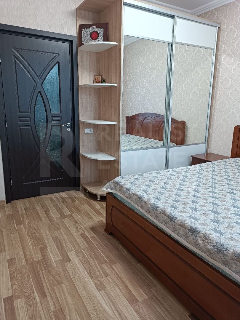 Chirie, apartament, 2 camere, strada Vasile Alecsandri, Centru - Poză 3