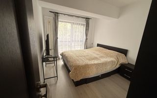 Inchiriez apartament 2 camera Nicolina 1 - Poză 2