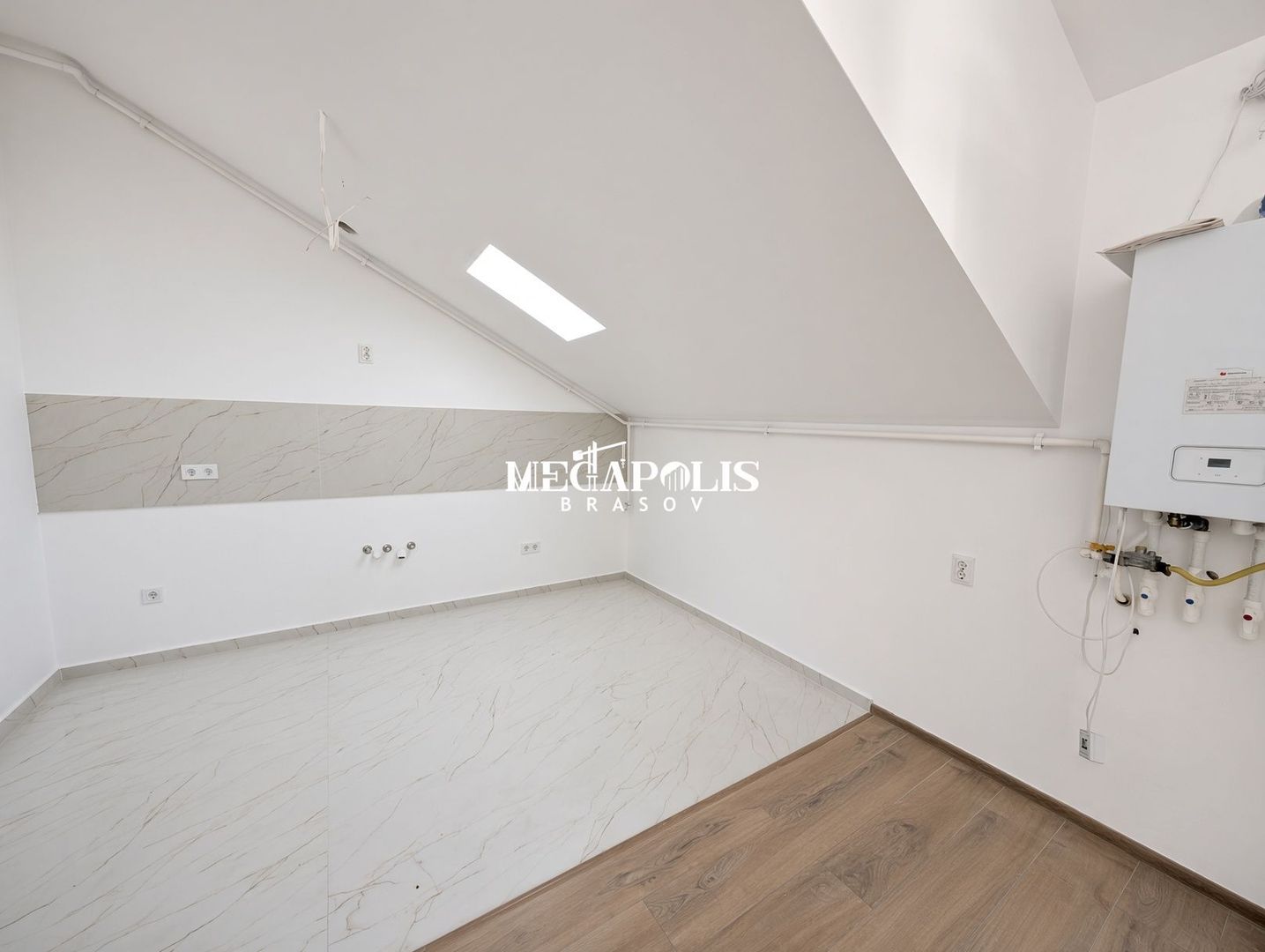 Apartament 3 Camere Sanpetru - Poză 6