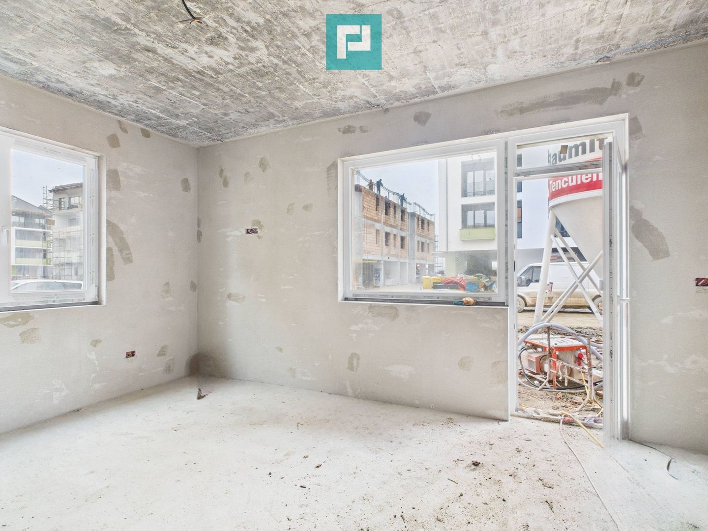 Apartament 3 camere cu curte proprie în Giroc - Poză 19