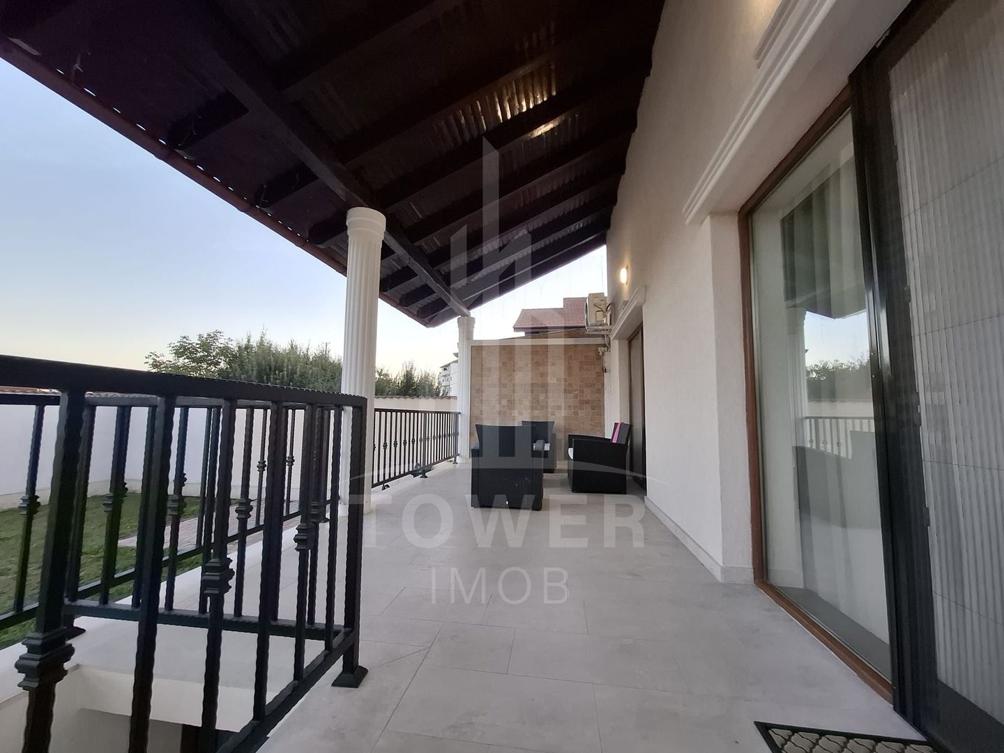 Casă de lux de vânzare – Cartierul Tineretului - Poză 21