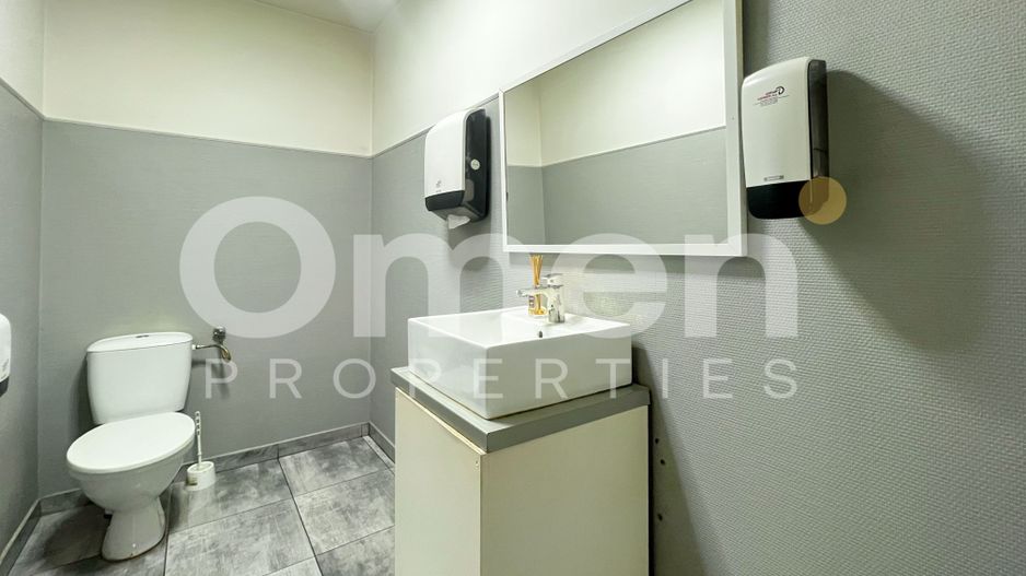 Spațiu comercial de închirial  | 255 mp + depozit | 10 euro/mp  | Centrul Vechi. - Poză 4