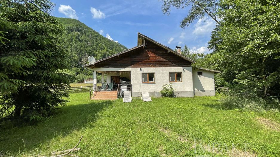 Vila superba 300mp + teren 1400mp & front la rau in Somesul Rece. - Poză 9