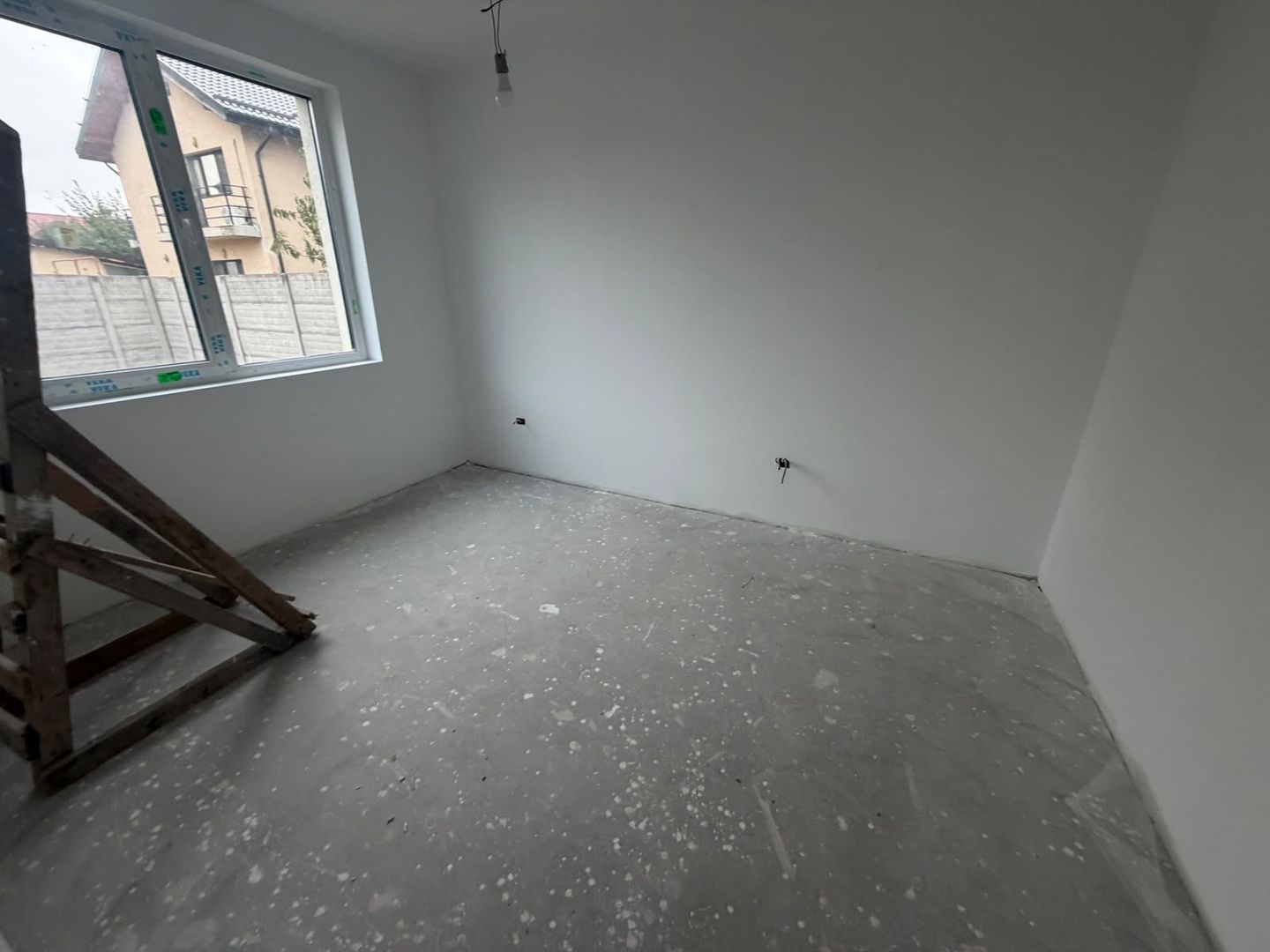 CASA INDIVIDUALA - TEREN 450 MP, TOATE UTILITATILRE, COMISION 0% - Poză 12