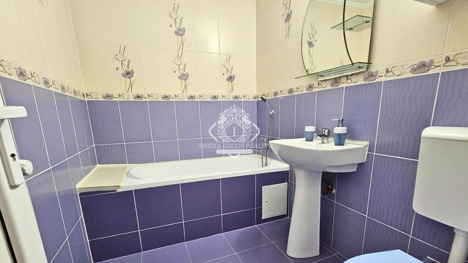 Apartament cu 4 camere semidecomandat de vanzare in zona Oltenitei - Poză 1