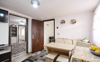 Casa  + anexa în Com.  Petresti, Sat Gherghesti - Dambovița - Poză 9