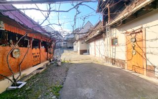 CASĂ DE VÂNZARE SIBIU TURNIȘOR, CURTE MARE, GARAJ, ACCES AUTO - Poză 31