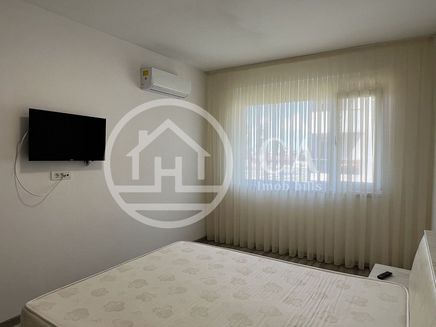 Apartament cu 2 camere de inchiriat in West Residence Oradea - Poză 3