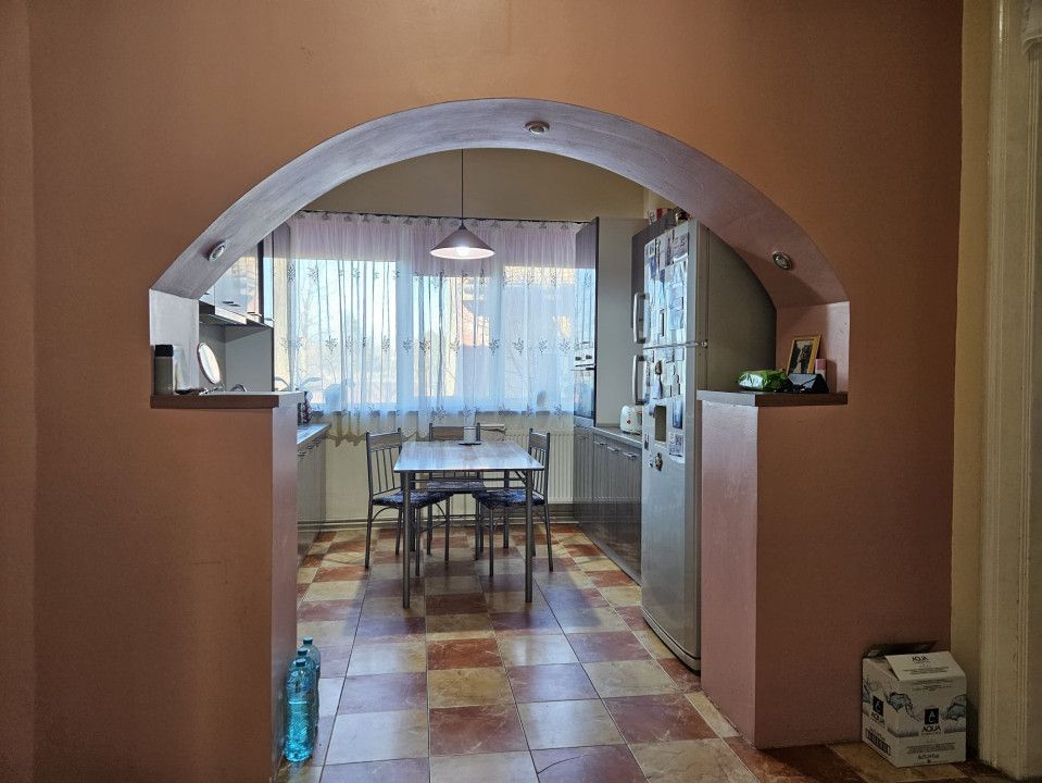 Casa mare, solida, Timisoara, D+P, 5 camere, 2 bai, Zona Lipovei - Poză 30