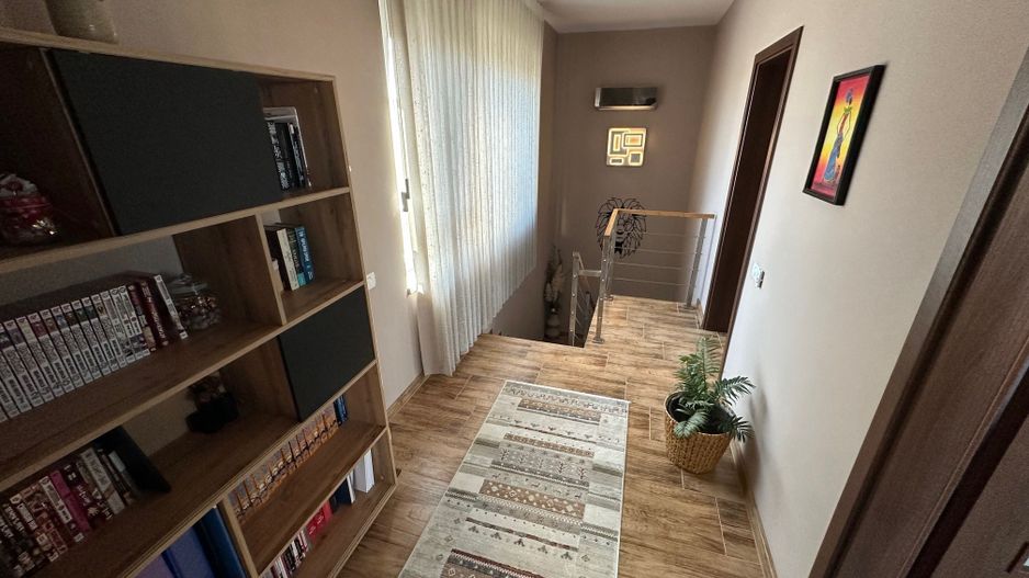 Duplex despărțit prin carpot - Poză 30