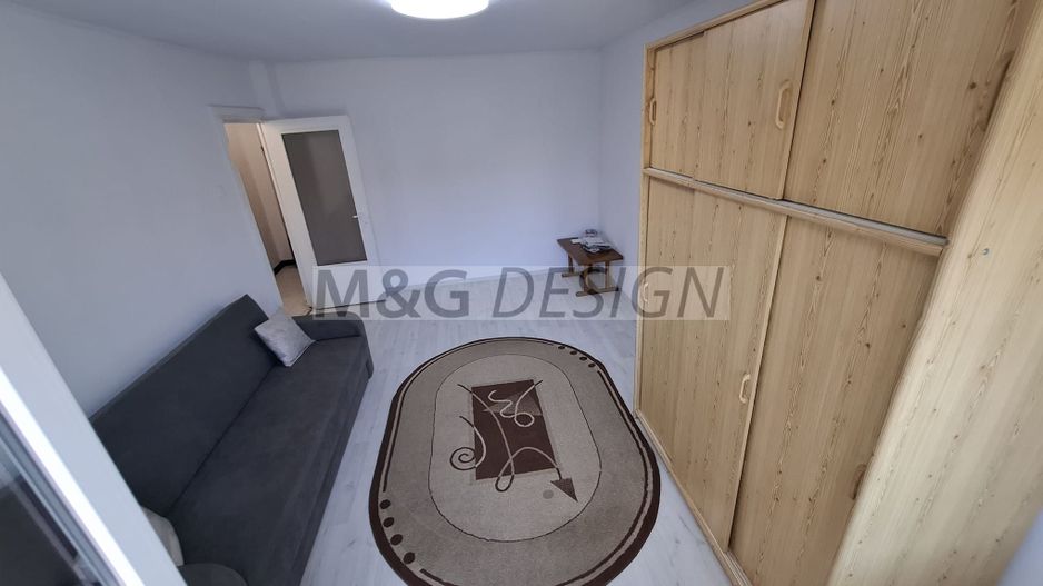 Girocului, 2 camere decomandat, et 3, CENTRALA GAZ, CLIMA - Poză 1
