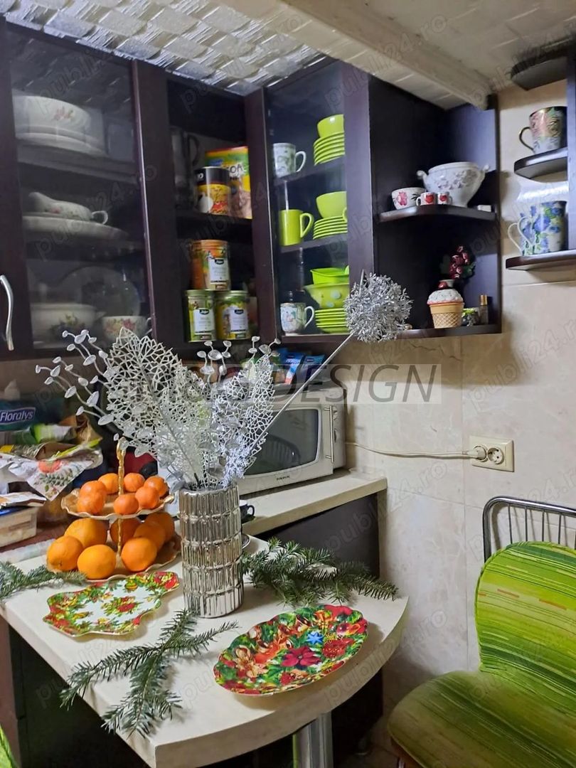 Apartament 4 camere zona Fabric  curte comuna - Poză 3