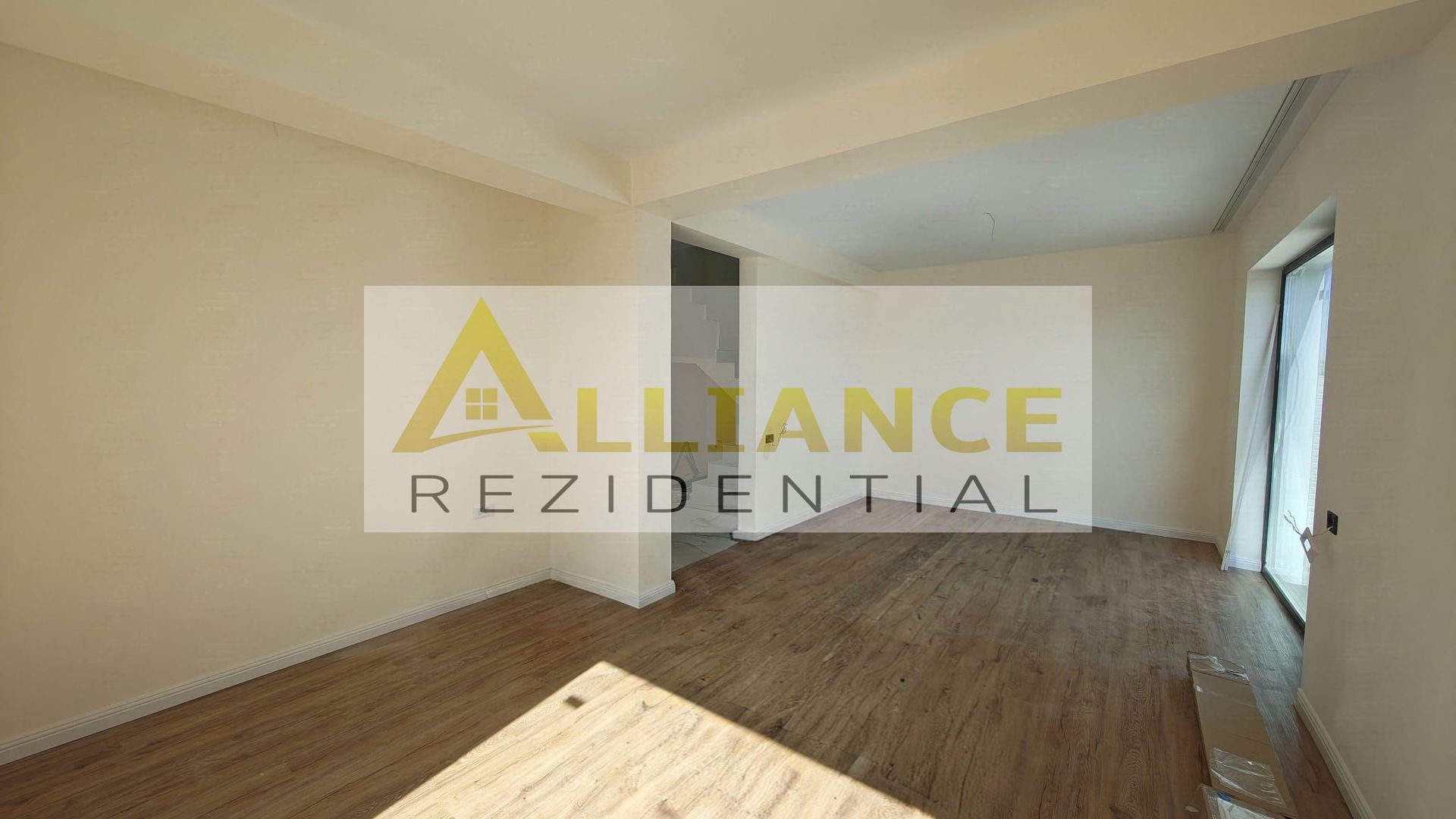 Vila individuala in zona Miorita | 4 camere | Teren 300 mp - Poză 5