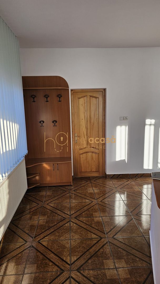 Casă / Vilă cu 8 camere de vânzare în Manastur, Cluj-Napoca - Poză 5