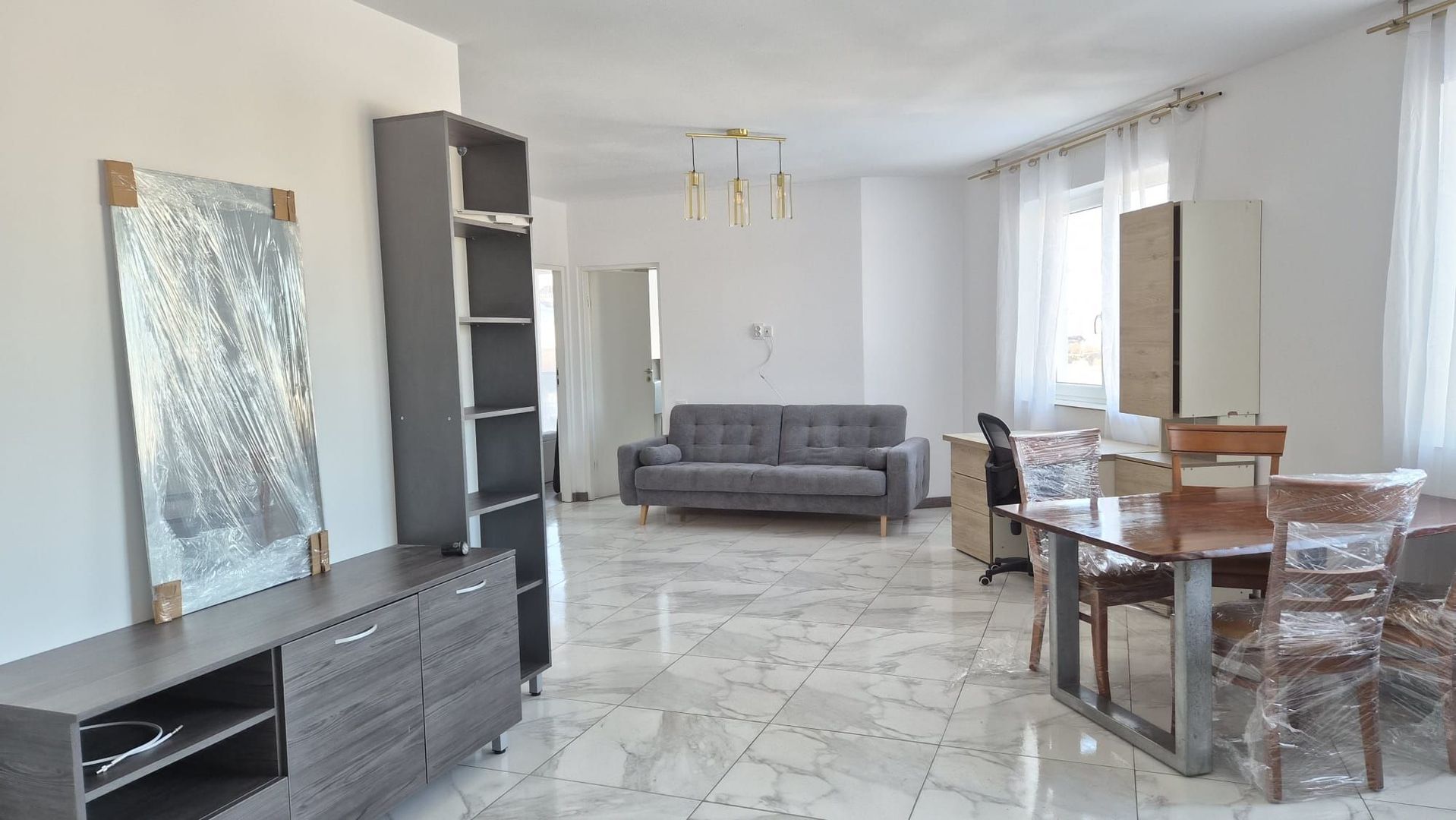Apartament cu 3 camere | 70 mp | Prima inchiriere | Parcare | Zona Vivo - Poză 2
