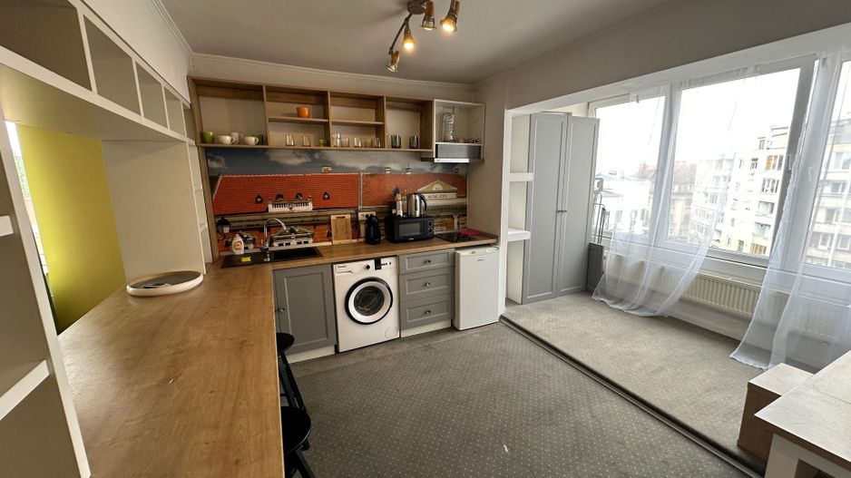 Apartment ultracentral cu 2 camere - Poză 5