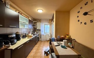 Apartament cu 3 camere / etaj 4 / Cartier Intre Lacuri - Poză 4