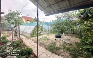 Casa centrala cu 3 camere, curte privata și gradina - Poză 22