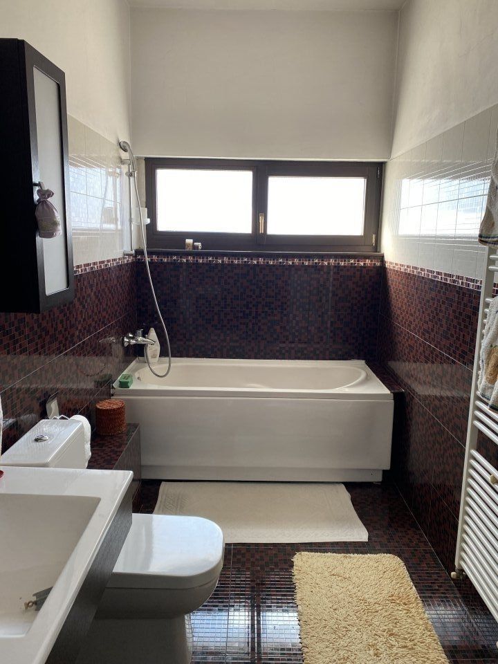 CASA/VILA DE VANZARE BUCIUM,CARTIER IC BRATIANU,235 MP UTILI,521MP TEREN - Poză 11