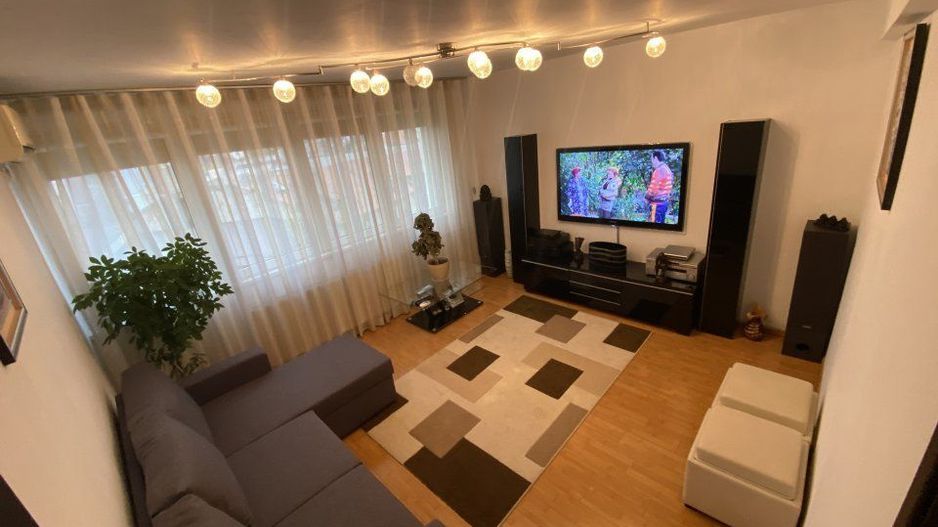 Apartament 3 camere Tineretului cu parcare - Poză 2