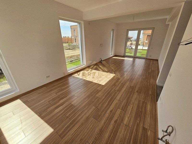 Proiect Rezidential Nou - 340 de Case in Dezvoltare - Comuna Berceni - Poză 4