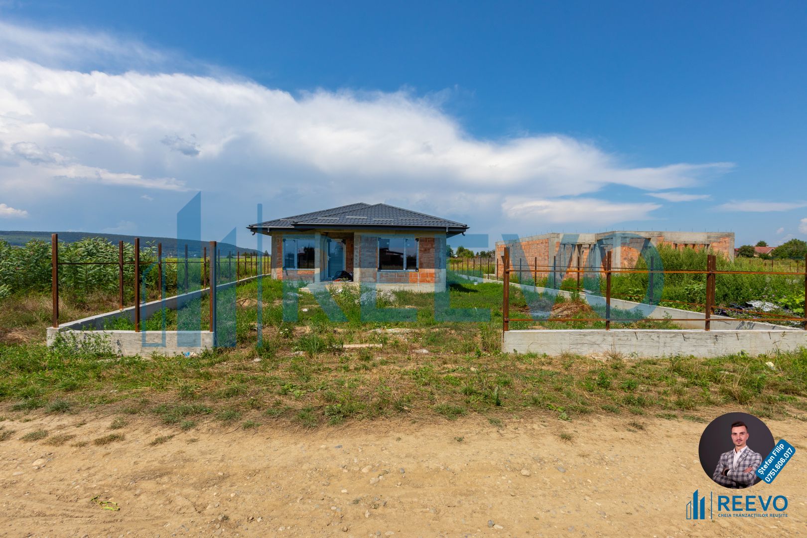 Casă/Vilă nouă de vânzare în Lilieci, Bacău - Poză 15