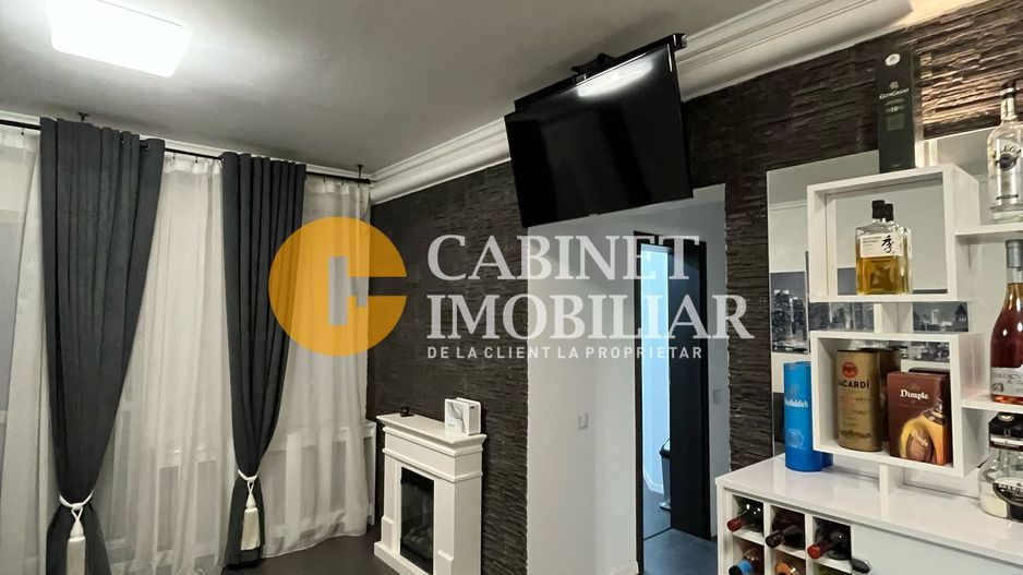 Apartament 3 camere - Etaj Intermediar - Poză 2