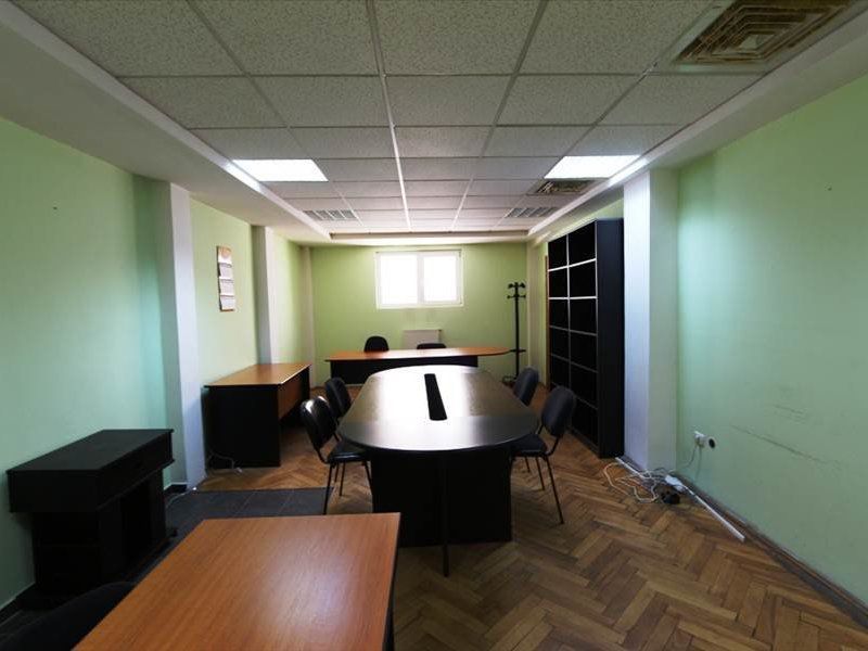 Spații birouri 20-50 mp de închiriat în zona Semicentral - Poză 2