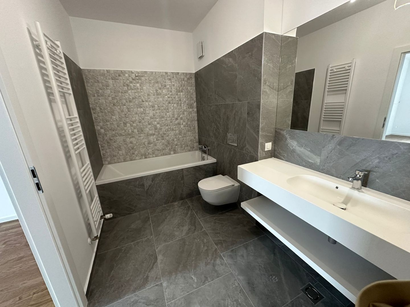 Apartament 3 camere - Complex The Ivy - loc parcare - Poză 10