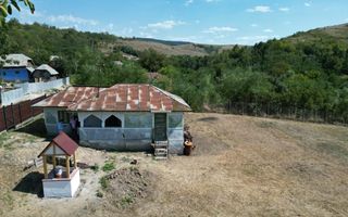 Casă și teren de vânzare în Parincea jud. Bacău. - Poză 10